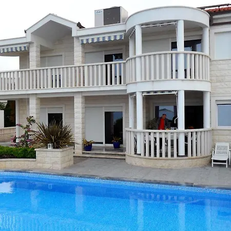 Studio 7557a Rogoznica (Sibenik-Knin)
